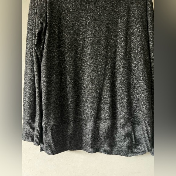 Nine West gray turtleneck sweater. - Picture 2 of 5